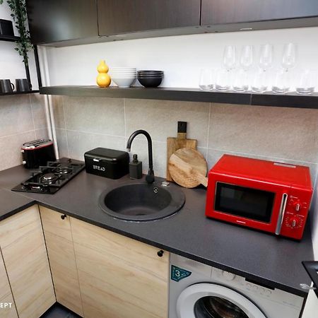 Bright & Relaxing Stay Studio Букурещ Екстериор снимка